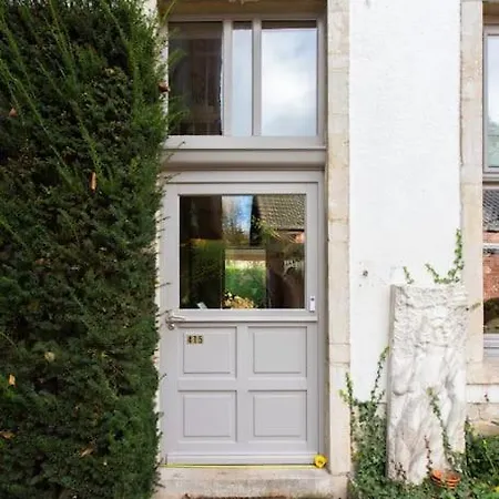 Luxury Raesborre Domain