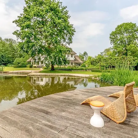 Luxury Raesborre Domain *