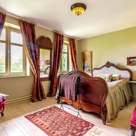 Luxury Raesborre Domain * لوفين