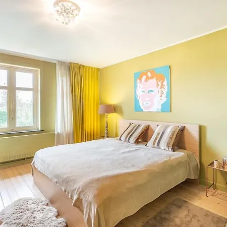 Luxury Raesborre Domain *